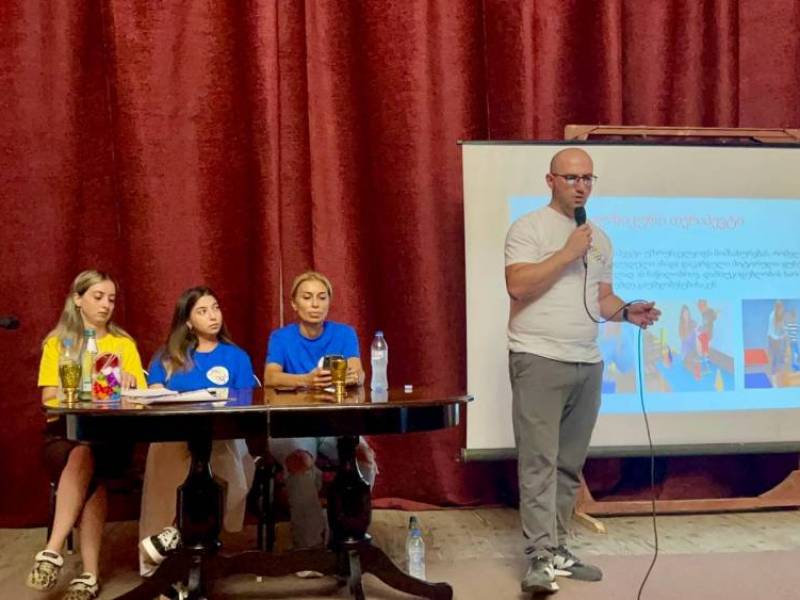 ნეირობალანსირების ცენტრი 2023-ის ორგანიზებით მშობლებისთვის  ტრენინგი ჩატარდა